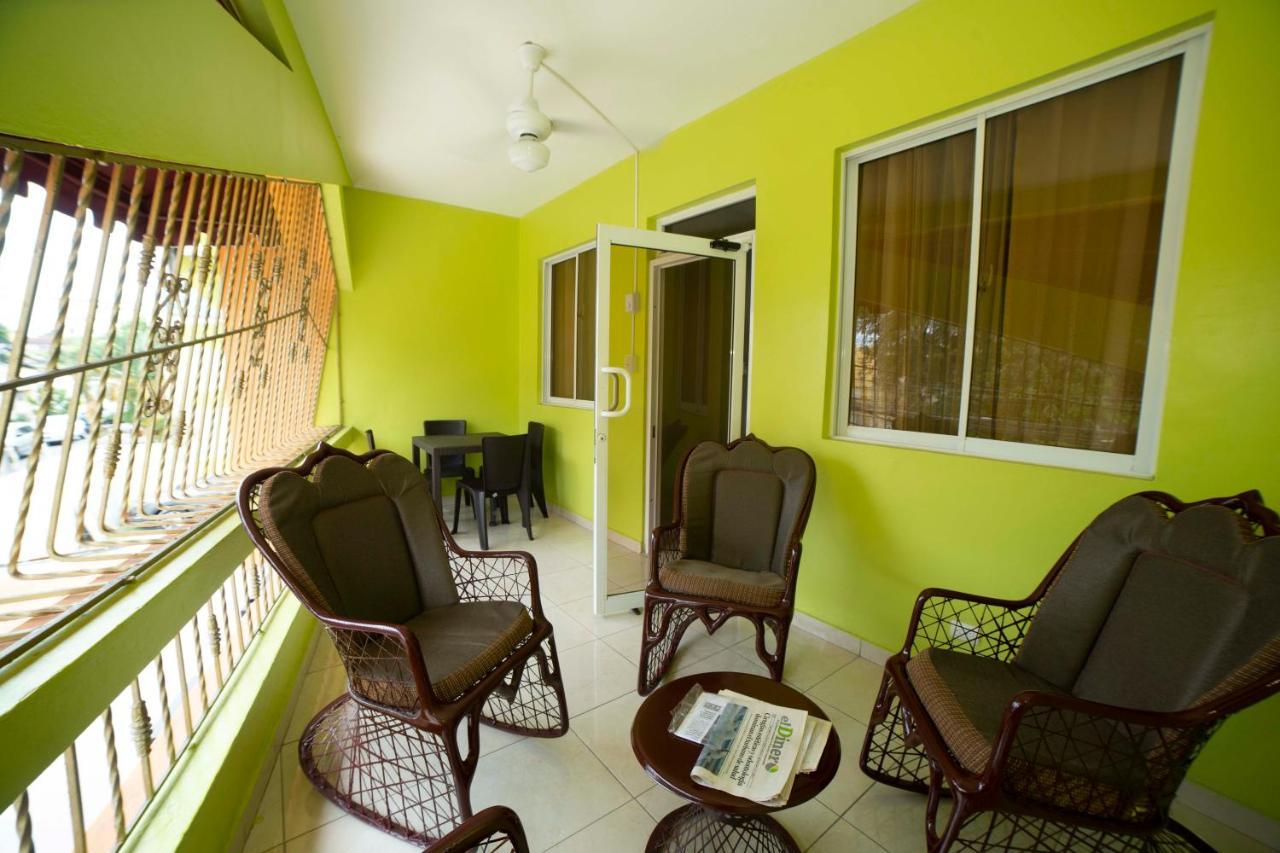 Hotel Enrique I Gazcue, Bed And Breakfast Santo Domingo Exteriör bild