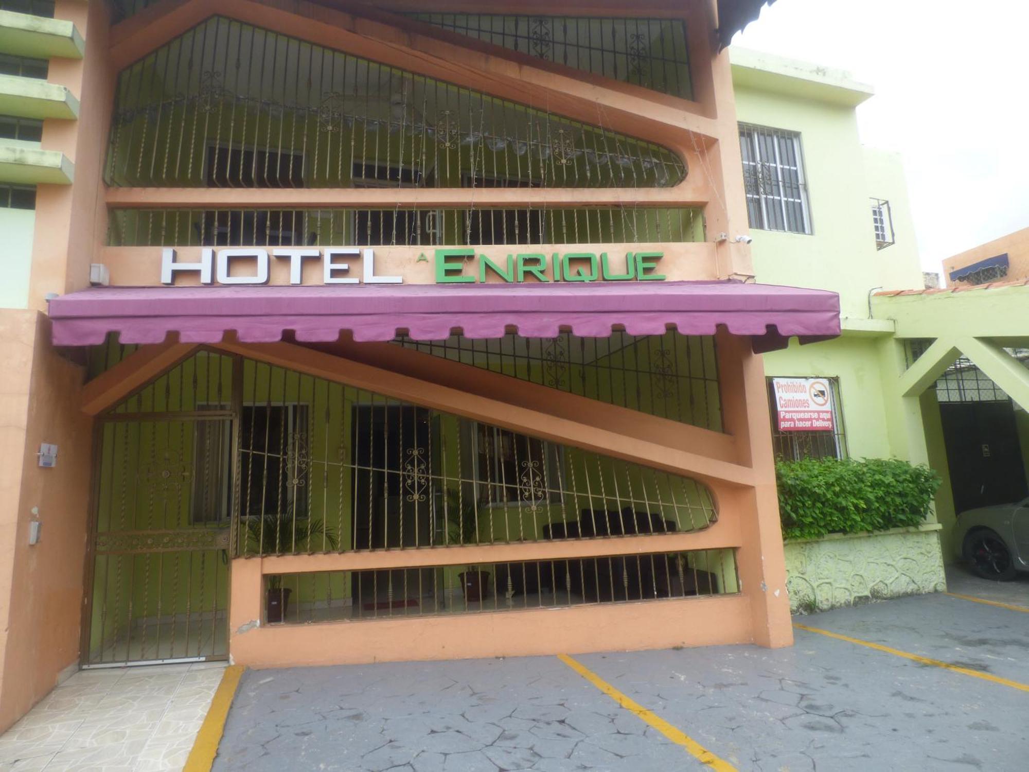 Hotel Enrique I Gazcue, Bed And Breakfast Santo Domingo Exteriör bild